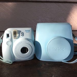 Fujifilm Instax Mini 8 Camera with carrying case